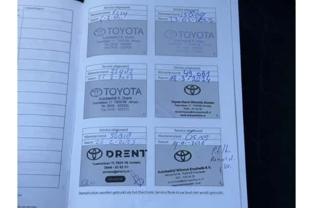 Toyota C-HR (2020) thumbnail 5