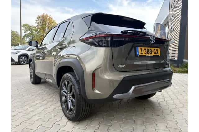 Toyota Yaris Cross (2024) thumbnail 4