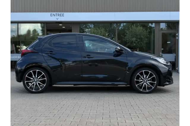 Toyota Yaris (2023) thumbnail 5