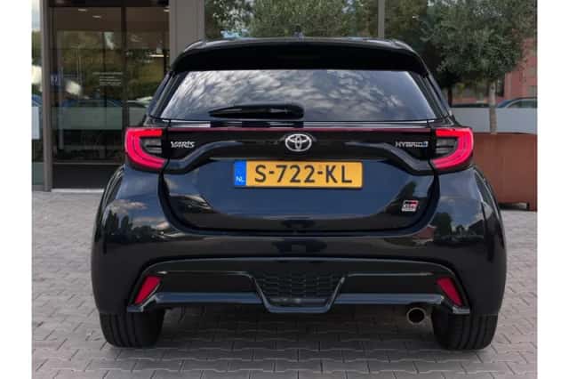 Toyota Yaris (2023) thumbnail 6