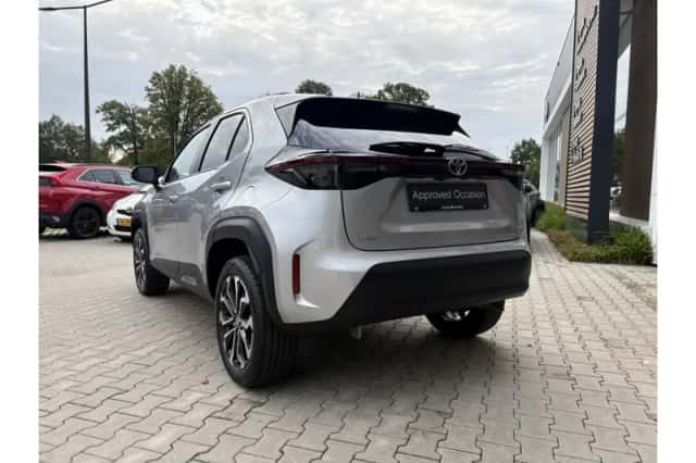 Toyota Yaris Cross (2024) thumbnail 4