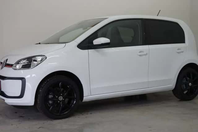 Volkswagen Up! (2021) thumbnail 3