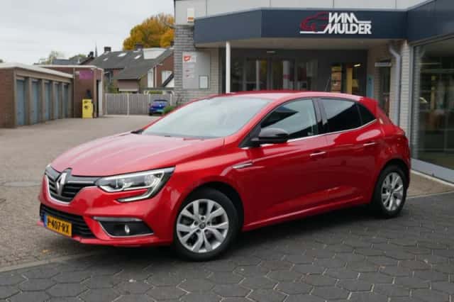 Renault Mégane (2019) thumbnail 1