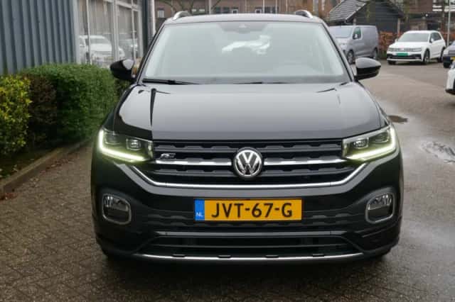 Volkswagen T-Cross (2020) thumbnail 2