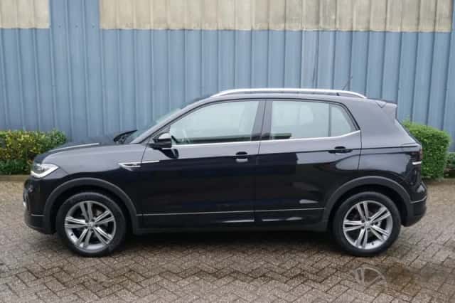 Volkswagen T-Cross (2020) thumbnail 3
