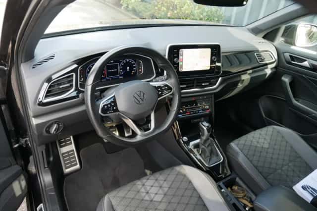 Volkswagen T-Roc (2023) thumbnail 5