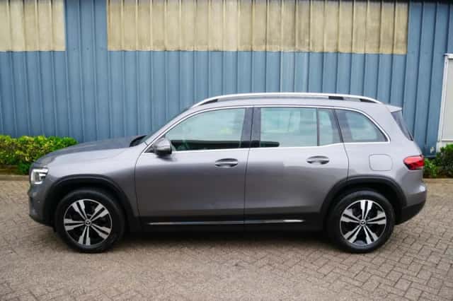 Mercedes-Benz GLB-Klasse (2022) thumbnail 3