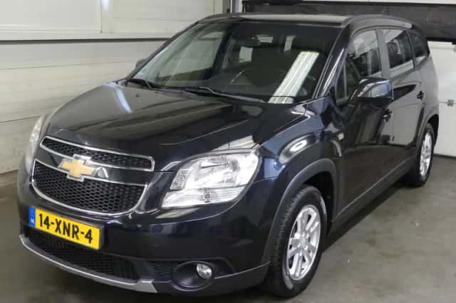 Chevrolet Orlando (2012) thumbnail 1