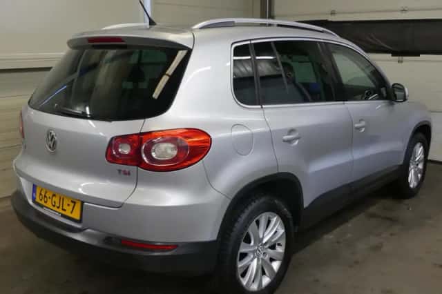 Volkswagen Tiguan (2008) thumbnail 6