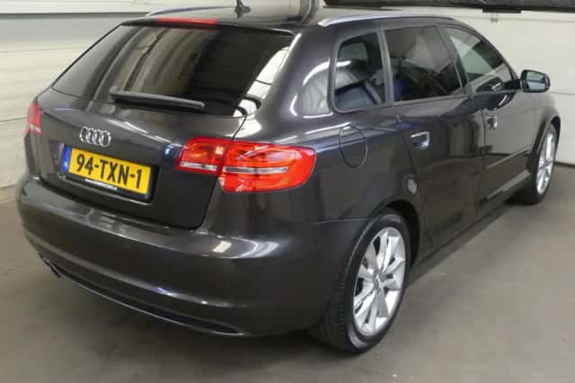 Audi A3 (2012) thumbnail 5