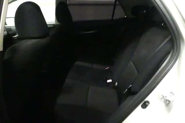 Toyota Auris (2007) thumbnail 4