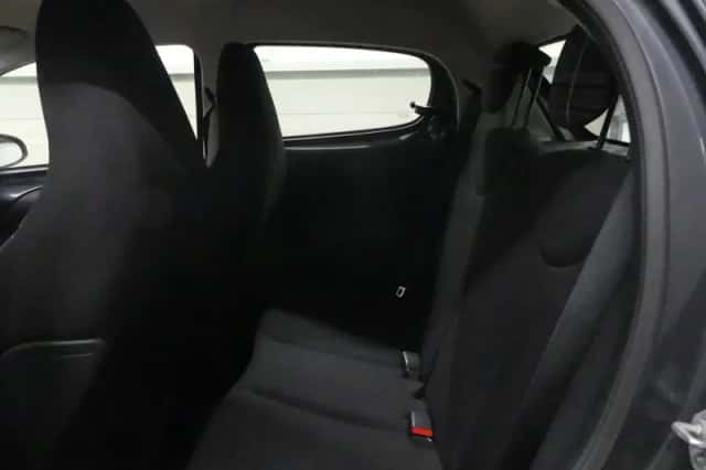 Peugeot 108 (2017) thumbnail 4