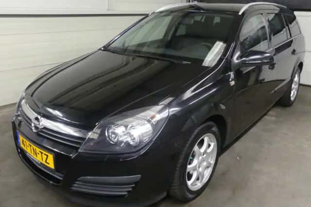 Opel Astra (2006) thumbnail 1