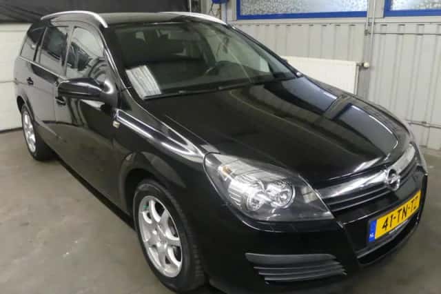 Opel Astra (2006) thumbnail 3