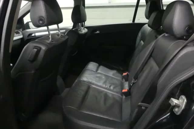 Opel Astra (2006) thumbnail 4