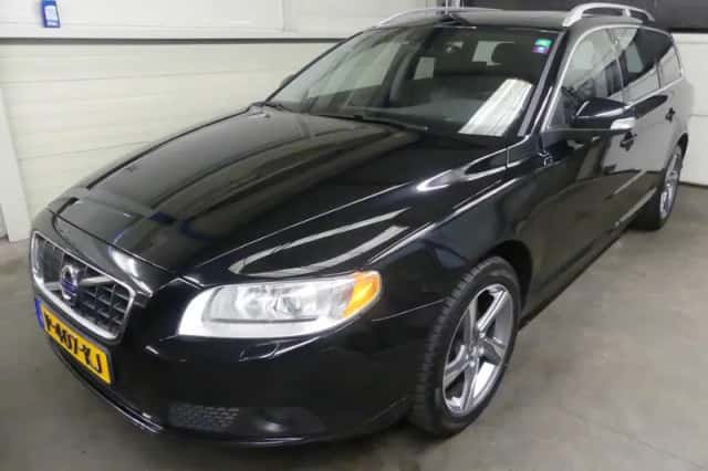 Volvo V70 (2011) thumbnail 1