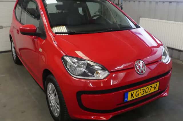 Volkswagen Up! (2012) thumbnail 3