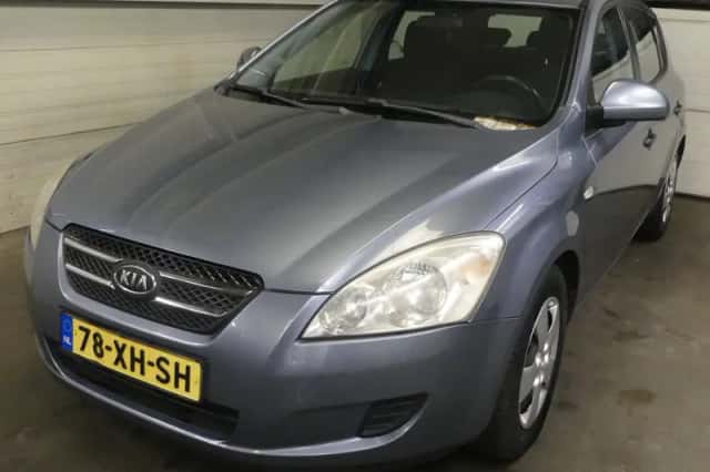 Kia Ceed (2007) thumbnail 1