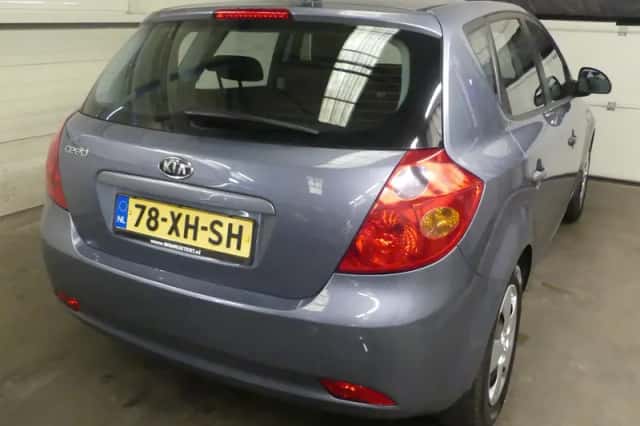 Kia Ceed (2007) thumbnail 6