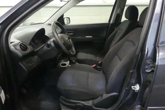 Mazda 2 (2008) thumbnail 2