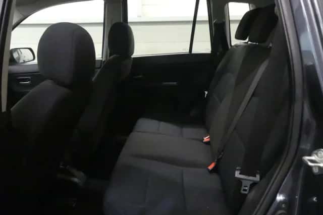 Mazda 2 (2008) thumbnail 4