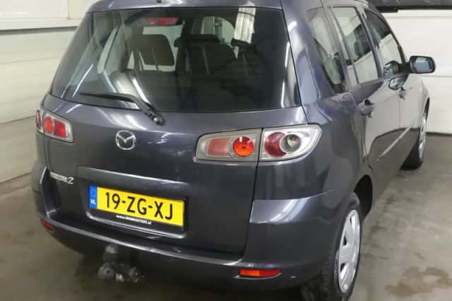 Mazda 2 (2008) thumbnail 6