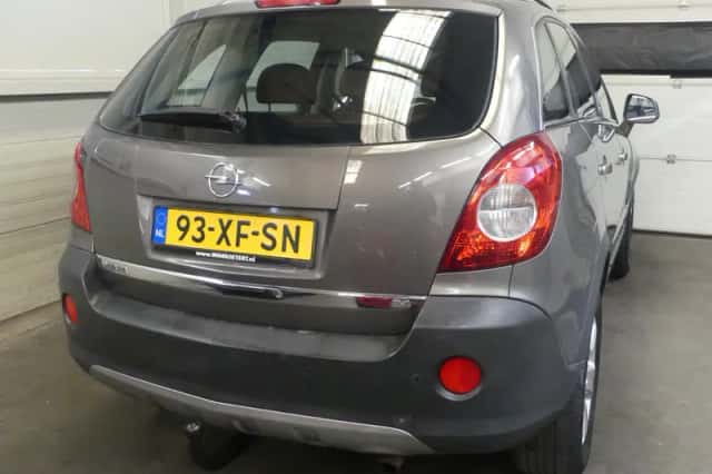 Opel Antara (2007) thumbnail 5