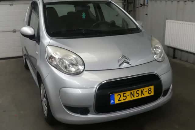 Citroën C1 (2010) thumbnail 3