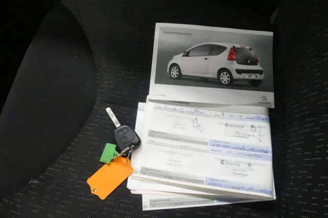 Peugeot 107 (2011) thumbnail 5