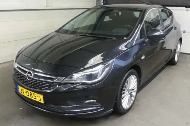 Opel Astra (2016) thumbnail 1