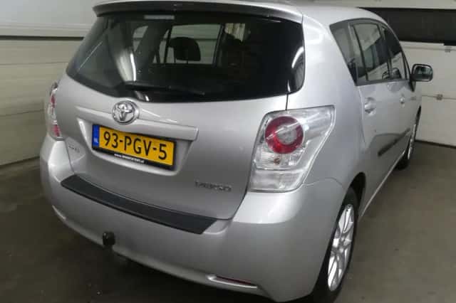 Toyota Verso (2011) thumbnail 5