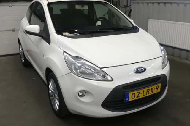 Ford Ka (2010) thumbnail 3