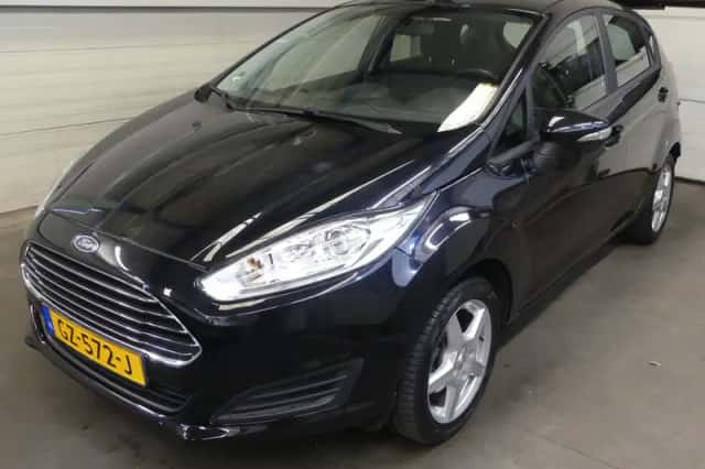 Ford Fiesta (2015) thumbnail 1