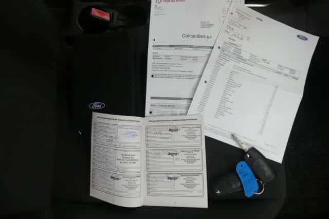 Ford Fiesta (2015) thumbnail 5