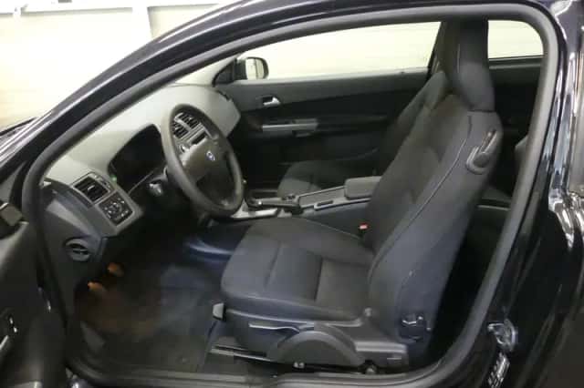 Volvo C30 (2010) thumbnail 2