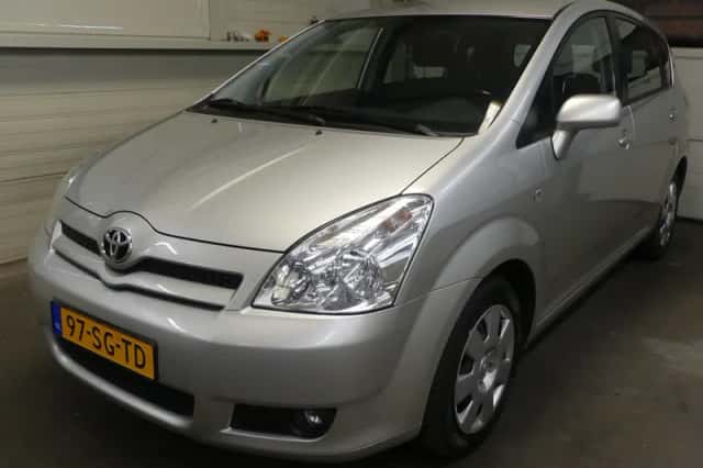 Toyota Verso (2006) thumbnail 1