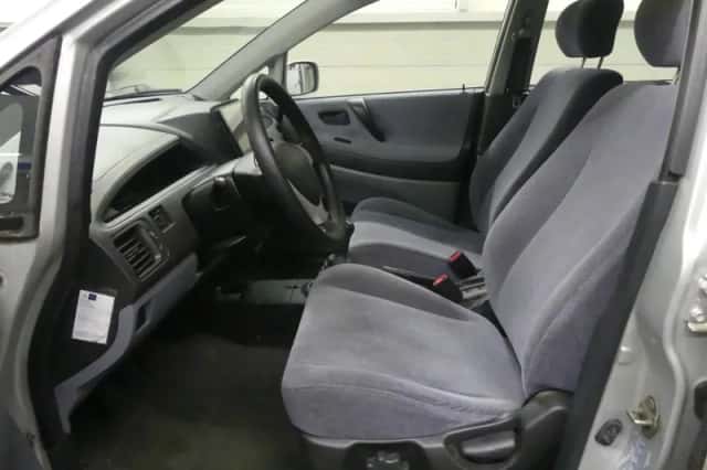 Suzuki Liana (2001) thumbnail 2