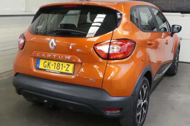Renault Captur (2015) thumbnail 6