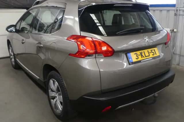 Peugeot 2008 (2013) thumbnail 6