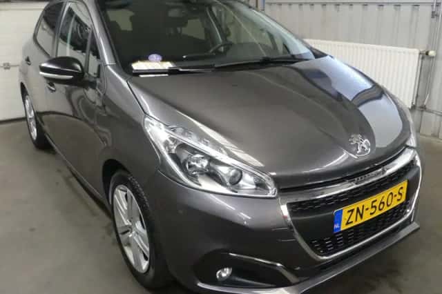 Peugeot 208 (2019) thumbnail 3
