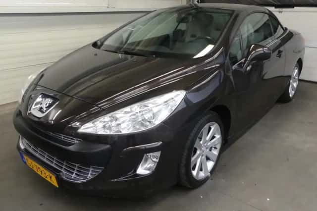 Peugeot 308 (2011) thumbnail 2
