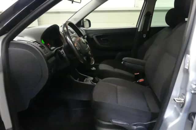 Škoda Fabia (2011) thumbnail 2