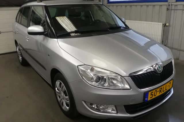 Škoda Fabia (2011) thumbnail 3