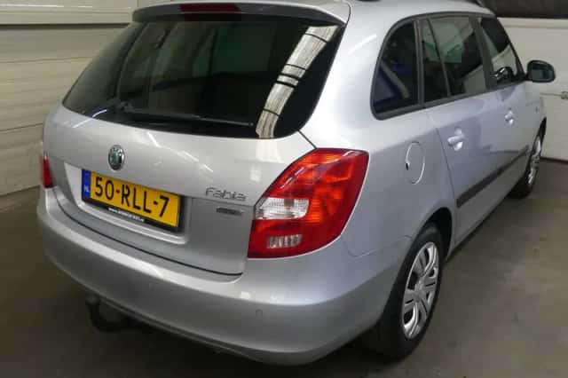 Škoda Fabia (2011) thumbnail 6