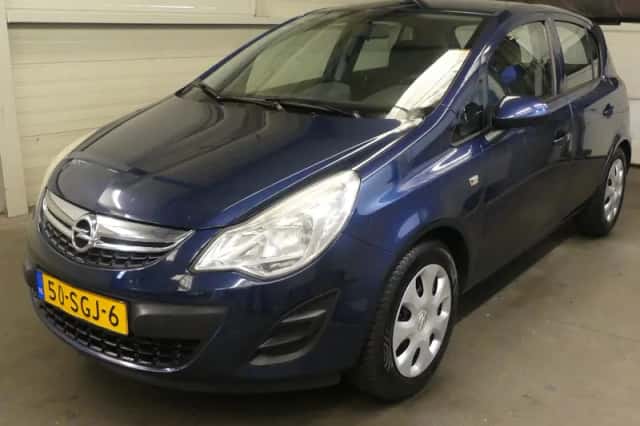 Opel Corsa (2011) thumbnail 1