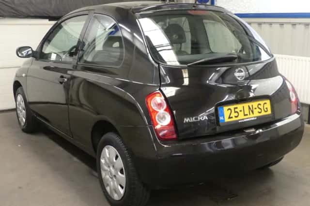 Nissan Micra (2003) thumbnail 6