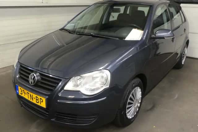 Volkswagen Polo (2006) thumbnail 1
