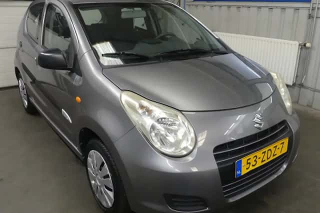 Suzuki Alto (2012) thumbnail 3