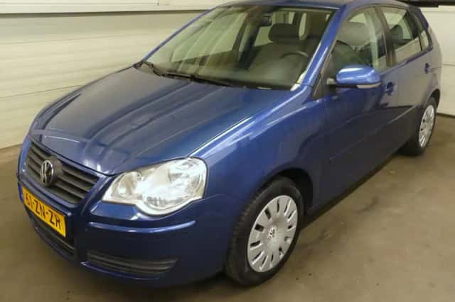 Volkswagen Polo (2008) thumbnail 1