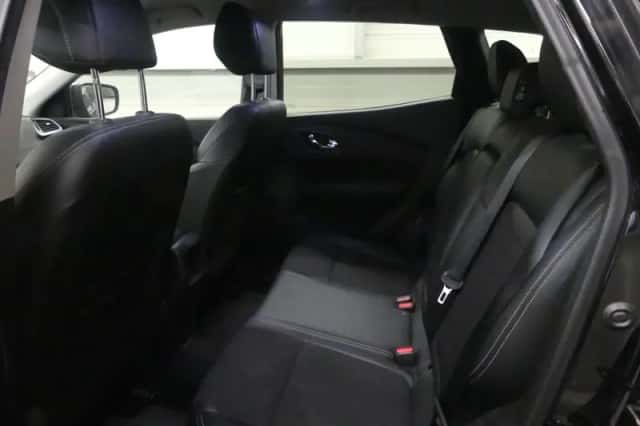 Renault Kadjar (2016) thumbnail 4
